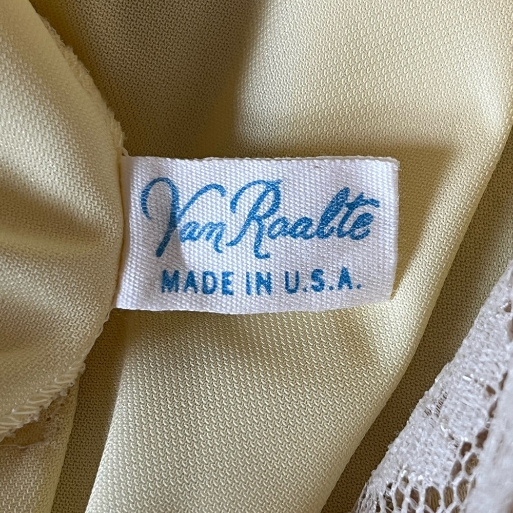 Vintage Pale Yellow Slip with Beige Lace Trim - Picture 9 of 13